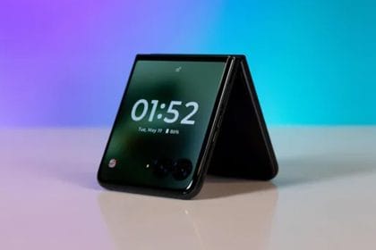 motorola razr plus 2026 vs 2025 axizei i allagi