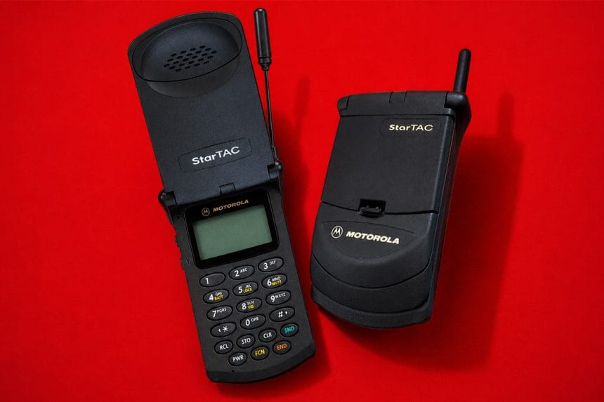motorola startac to flip phone pou kostize oso chrysafi kai axize kathe drachmi