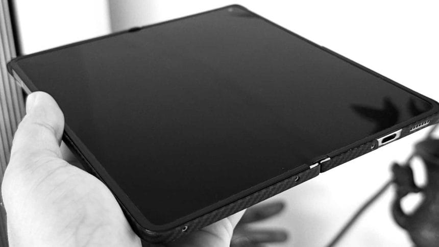 Galaxy Z Fold8: το τίμημα που πλήρωσε η Samsung για μια οθόνη χωρίς ζάρα 1 galaxy z fold8 to timima pou plirose i samsung gia mia othoni choris zara