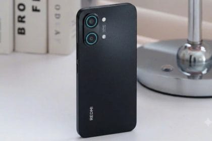 redmi turbo 6 max protes leptomereies gia othoni kai chipset